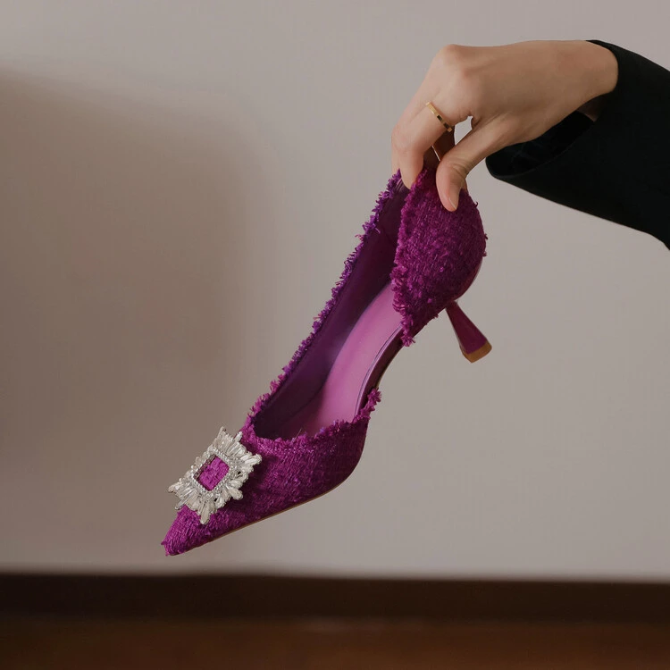 2025春季网红新款小香风尖头高跟细跟侧空性感浅口百搭方扣单鞋