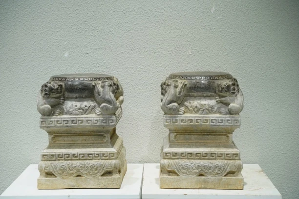 黑青石-柱础（细腻生动）