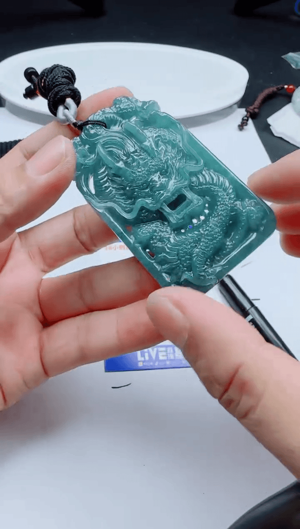 【闪购商品】翡翠颈饰未镶嵌多样性发货随机一件发货