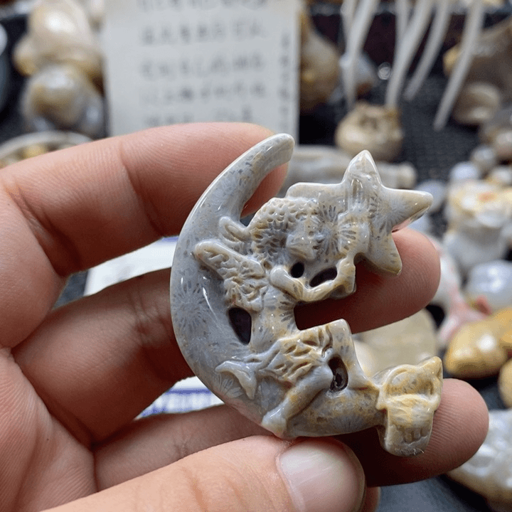 硅化珊瑚（珊瑚玉）颈饰未镶嵌