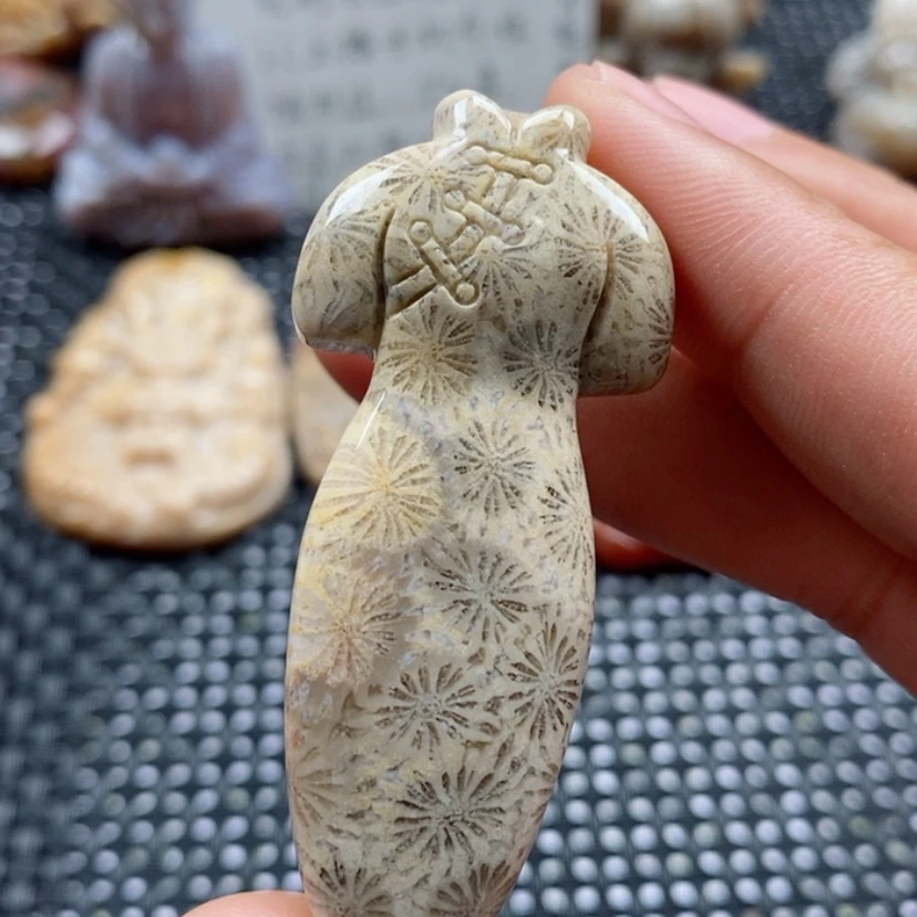 【闪购商品】硅化珊瑚（珊瑚玉）颈饰未镶嵌