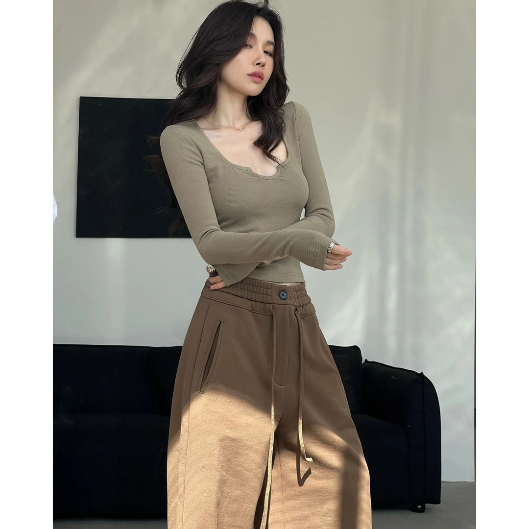 短款露脐修身打底长袖针织衫上衣秋冬新款加绒宽松卫裤拖地裤套装