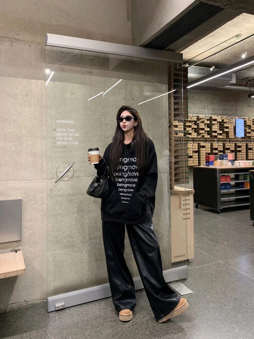 美式高街字母印花连帽卫衣秋冬高腰直筒黑色皮裤宽松阔腿裤套装女