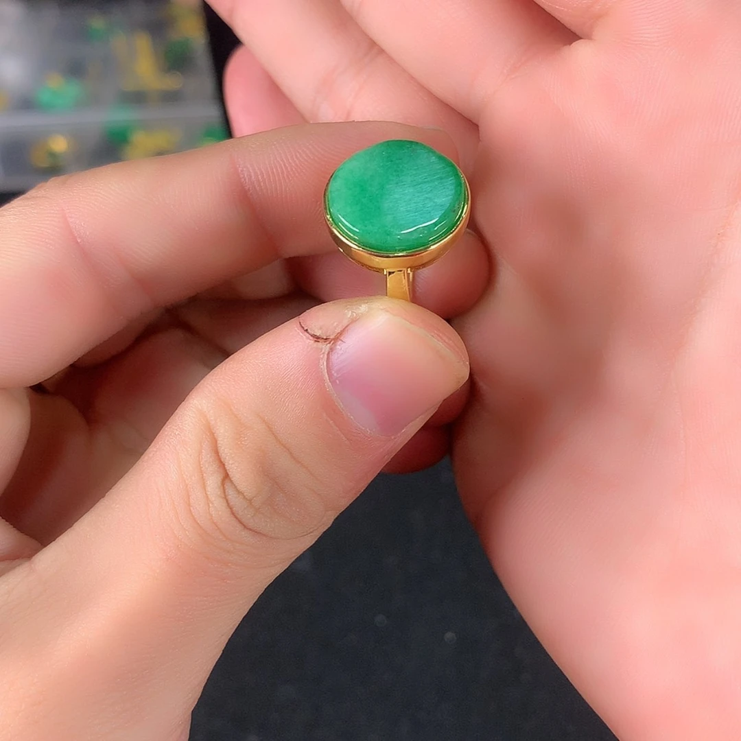 【闪购商品】翡翠耳饰未镶嵌