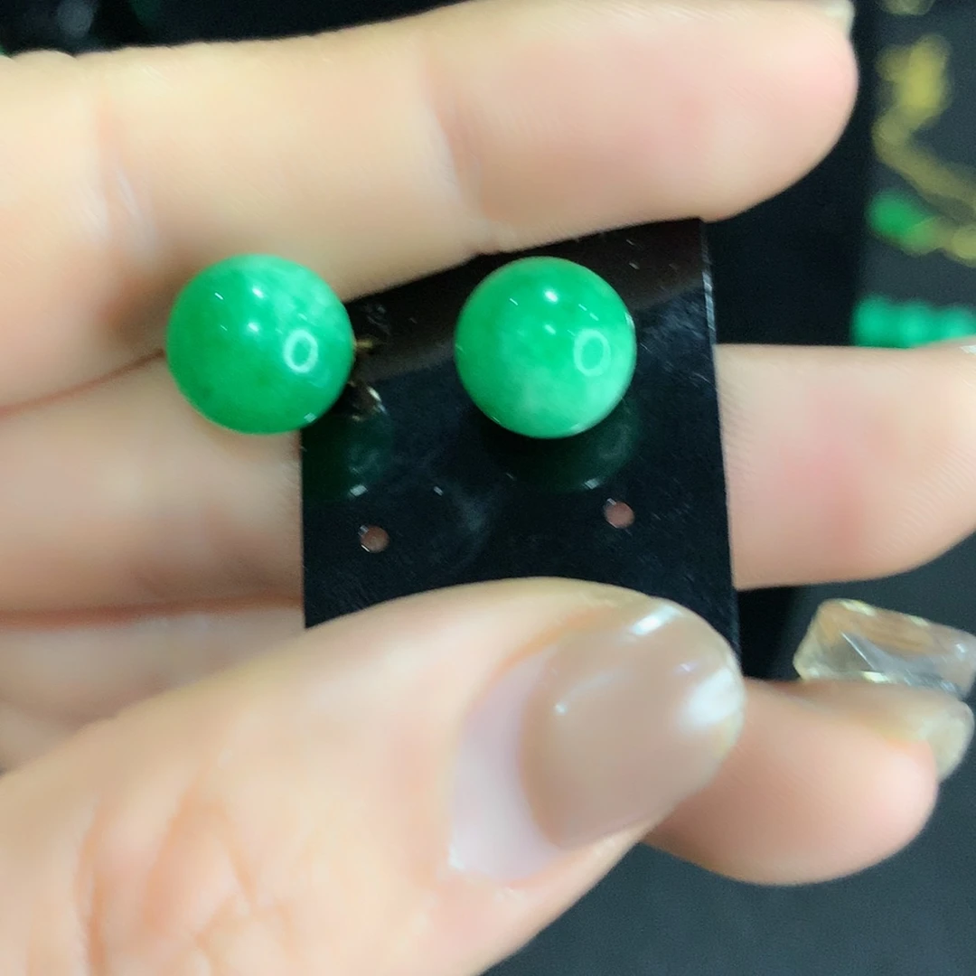 【闪购商品】翡翠耳饰未镶嵌