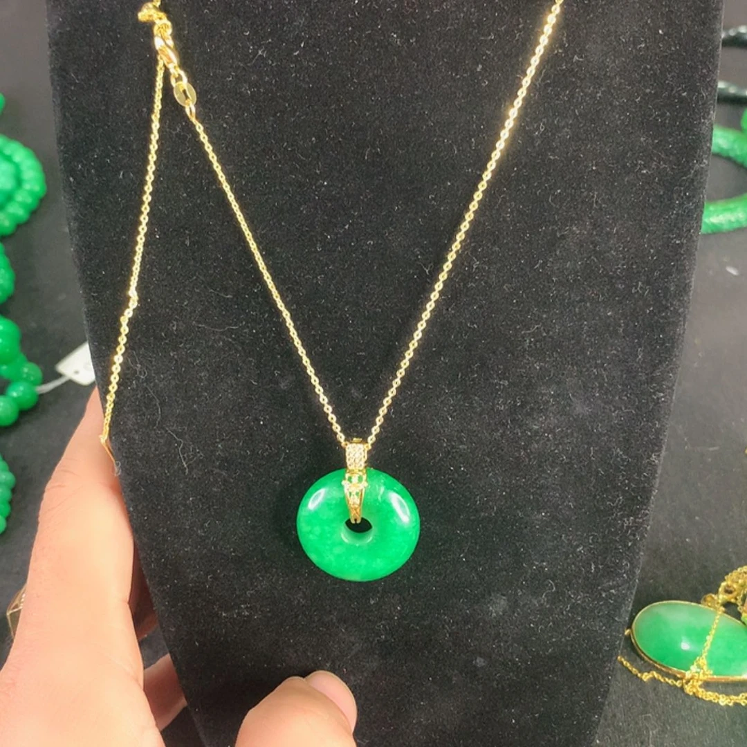 【闪购商品】翡翠耳饰未镶嵌