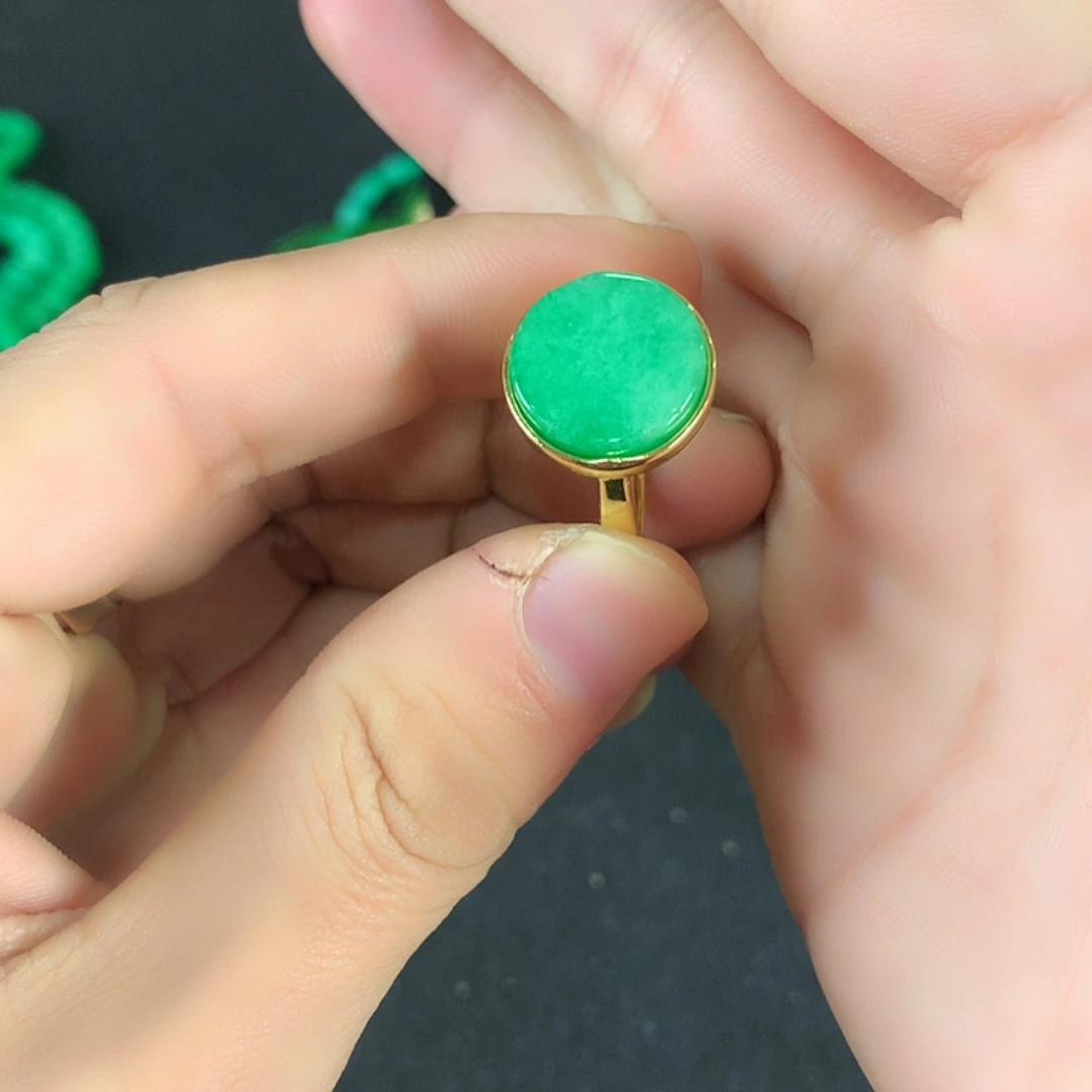 【闪购商品】翡翠耳饰未镶嵌