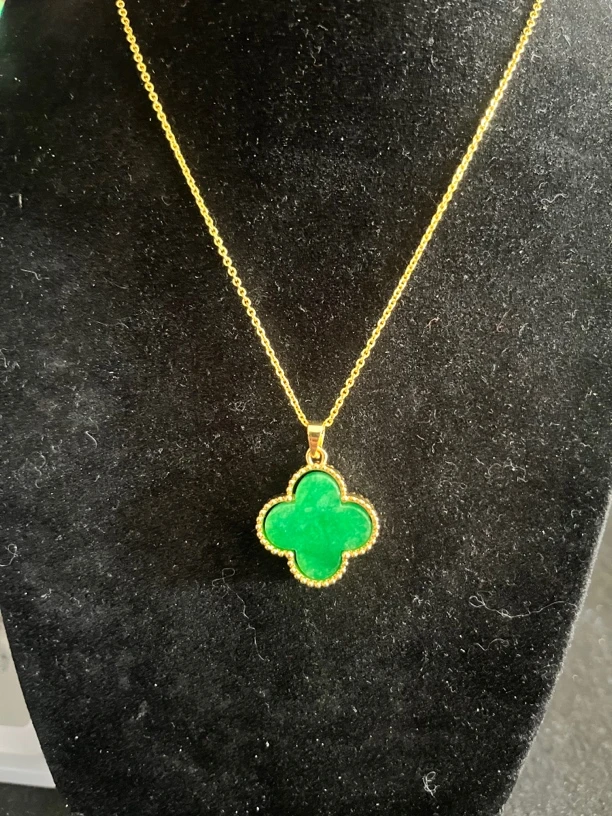 044四叶草吊坠项链