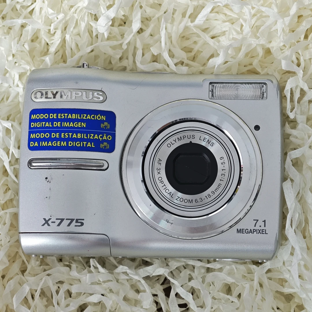 95新 Olympus/奥林巴斯 X775银色710万像素3倍变焦