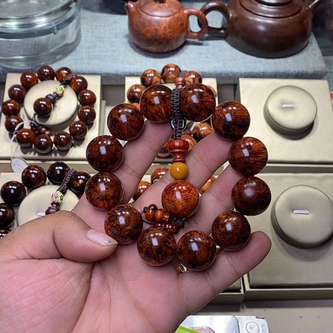 【闪购商品】木头a****海南黄花梨