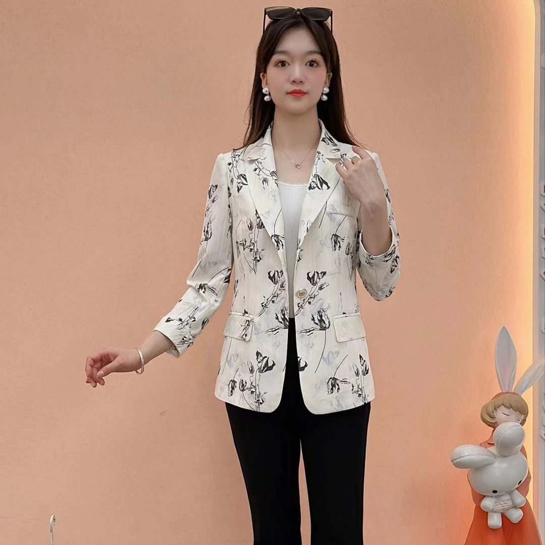 【娜魅女装定制】秋季新款韩版洋气时尚气质显瘦百搭减龄短外套