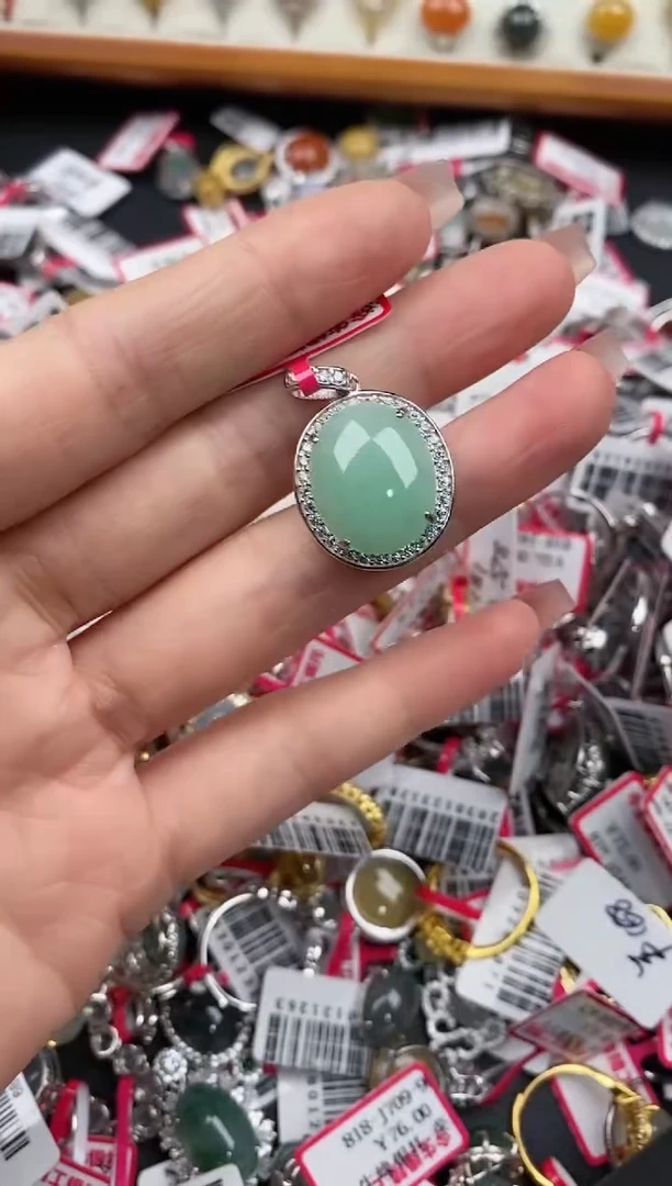 【闪购商品】翡翠戒指银S925镶嵌6666666     4