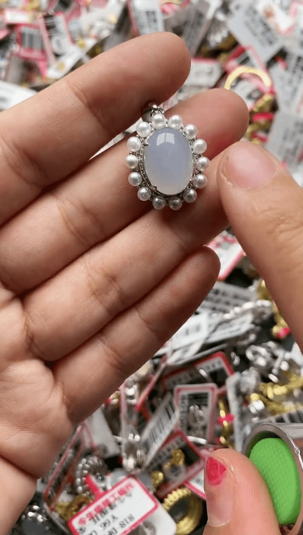【闪购商品】翡翠颈饰银S925镶嵌77777     9