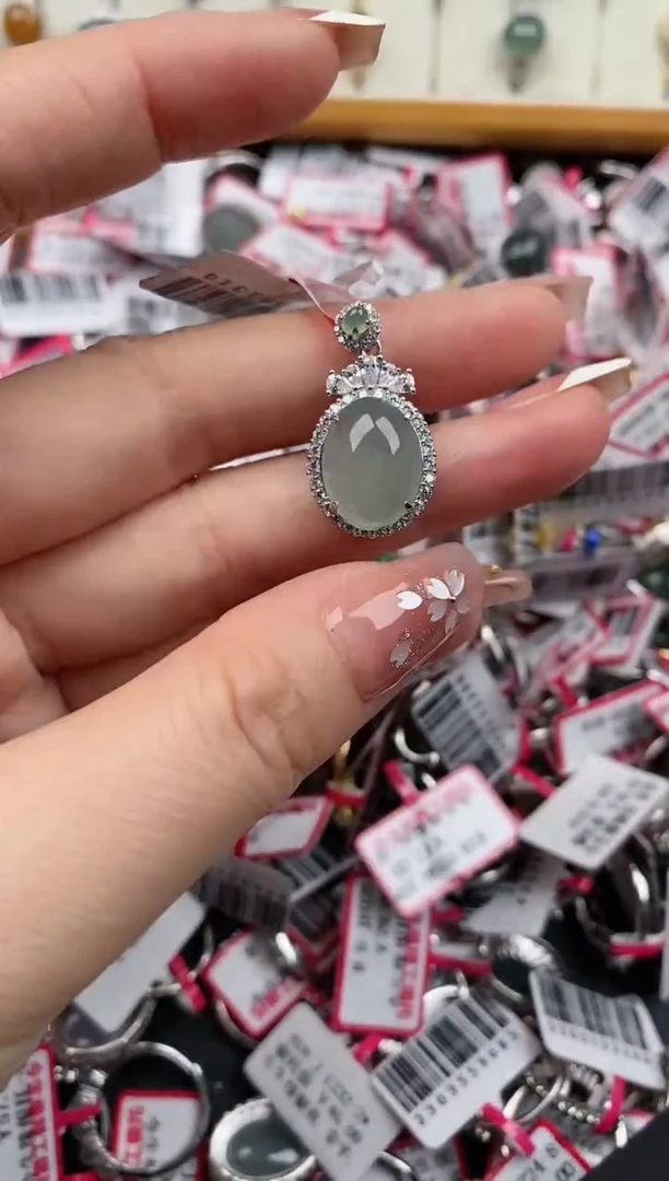 【闪购商品】翡翠戒指银S925镶嵌44444   1