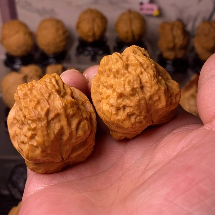 文玩核桃吊坠17————