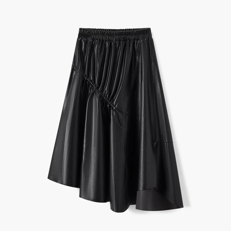 A爱居兔女装显瘦黑色褶皱宽松时尚半身伞裙EQDDJ4M007A