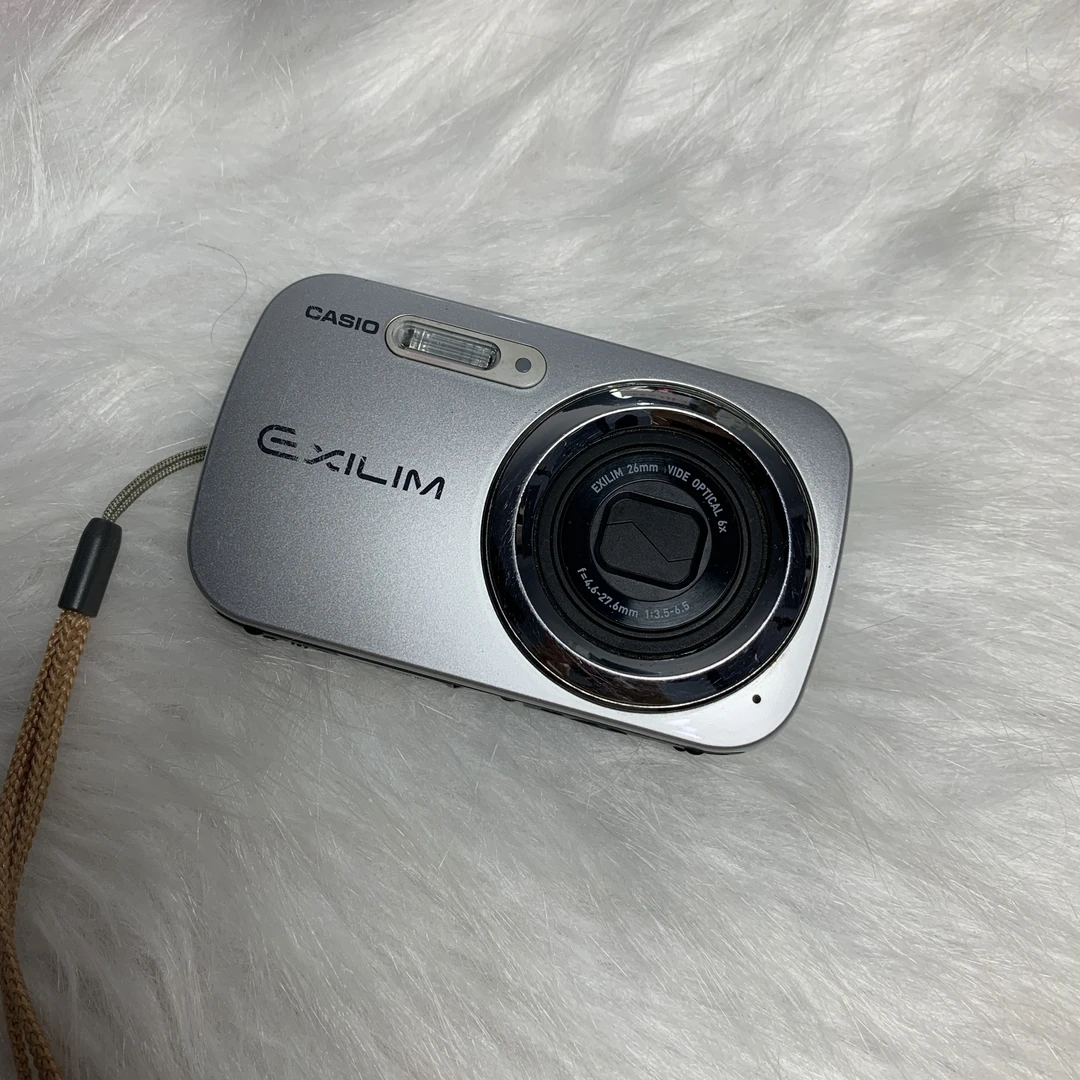9新 Casio/卡西欧 卡西欧n5 1600w像素 6倍变焦