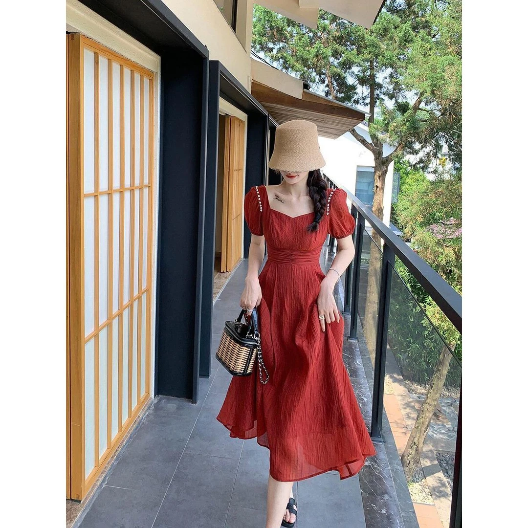 法式高级小众设计感长裙气质名媛新款别致漂亮红色连衣裙子女夏季