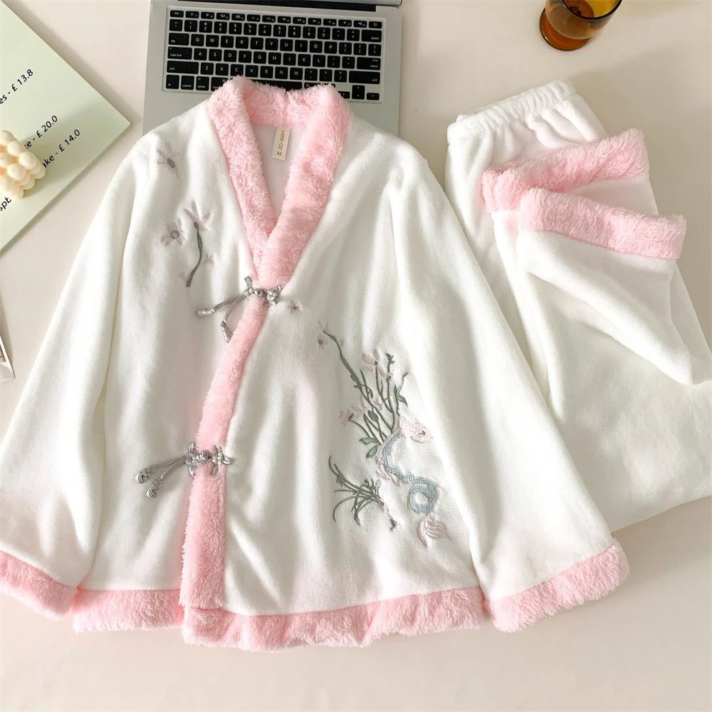 国风刺绣秋冬睡衣女款爆款2025年法兰绒加绒加厚可外穿家居服套装