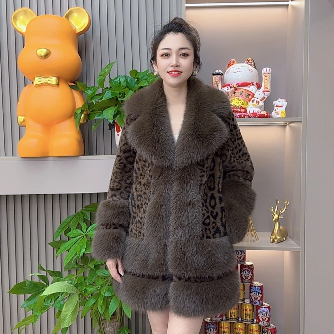 2024秋冬高端时尚大气修身显瘦气质网红设计师款冬季毛毛女士大衣