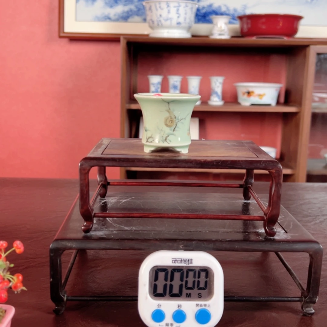 【闪购商品】陶瓷釉盆小*