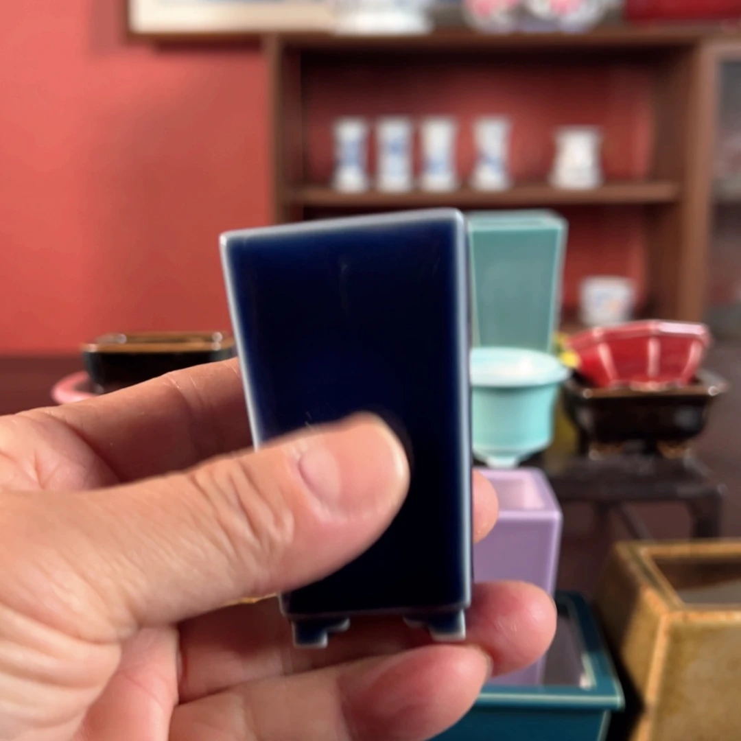 【闪购商品】陶瓷釉盆駭*?