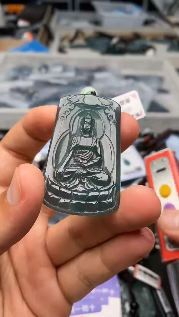 【闪购商品】翡翠颈饰未镶嵌多人