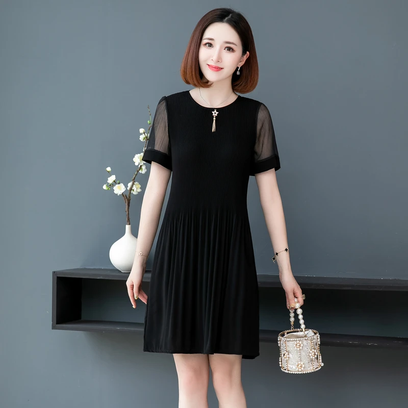 夏季新款时尚褶皱连衣裙妈妈短袖气质中长款遮肚显瘦裙子大码洋气