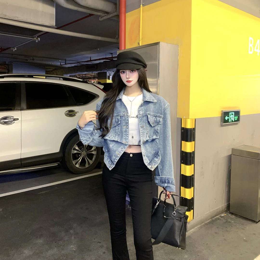 【钻牛仔外套】秋季休闲设计感显瘦时尚短款重工钻外套140