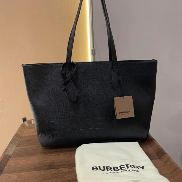 全新未使用 BURBERRY/博柏利 巴宝莉全新托特包