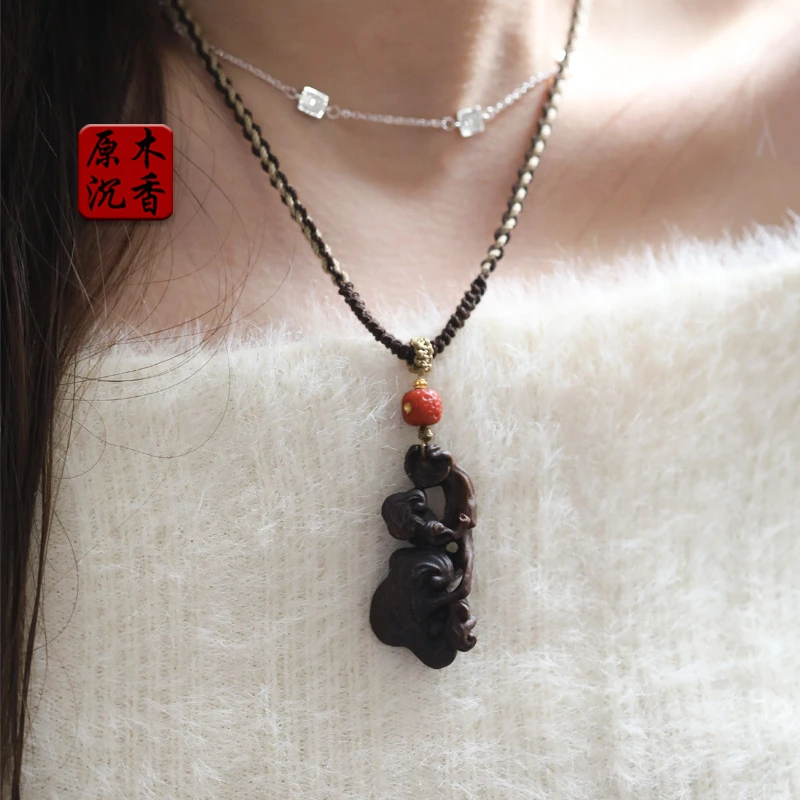 【原木】芽庄白棋灵芝正宗沉水吊坠雕刻件挂坠项链