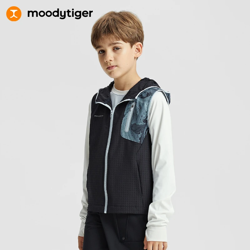 moodytiger儿童马甲男童新款印花拼接连帽运动马甲【DR】