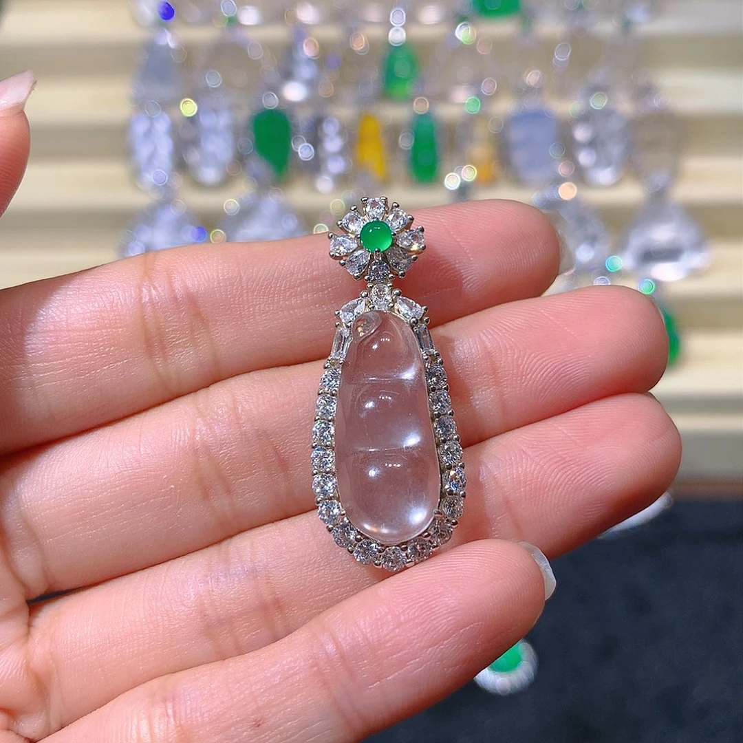 石英质玉颈饰银S925镶嵌