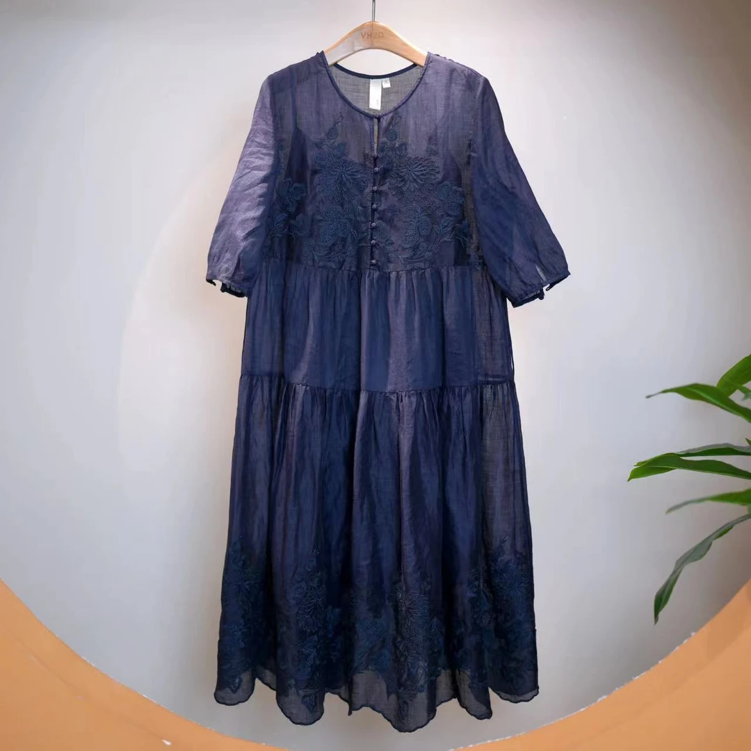 一席之地夏季高级设计师款苎麻刺绣绣花连衣裙气质新中式R350149