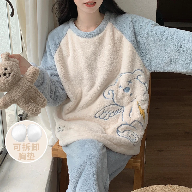 新款可爱卡通秋冬季珊瑚绒睡衣女套装圆领法兰绒带胸垫家居服套装