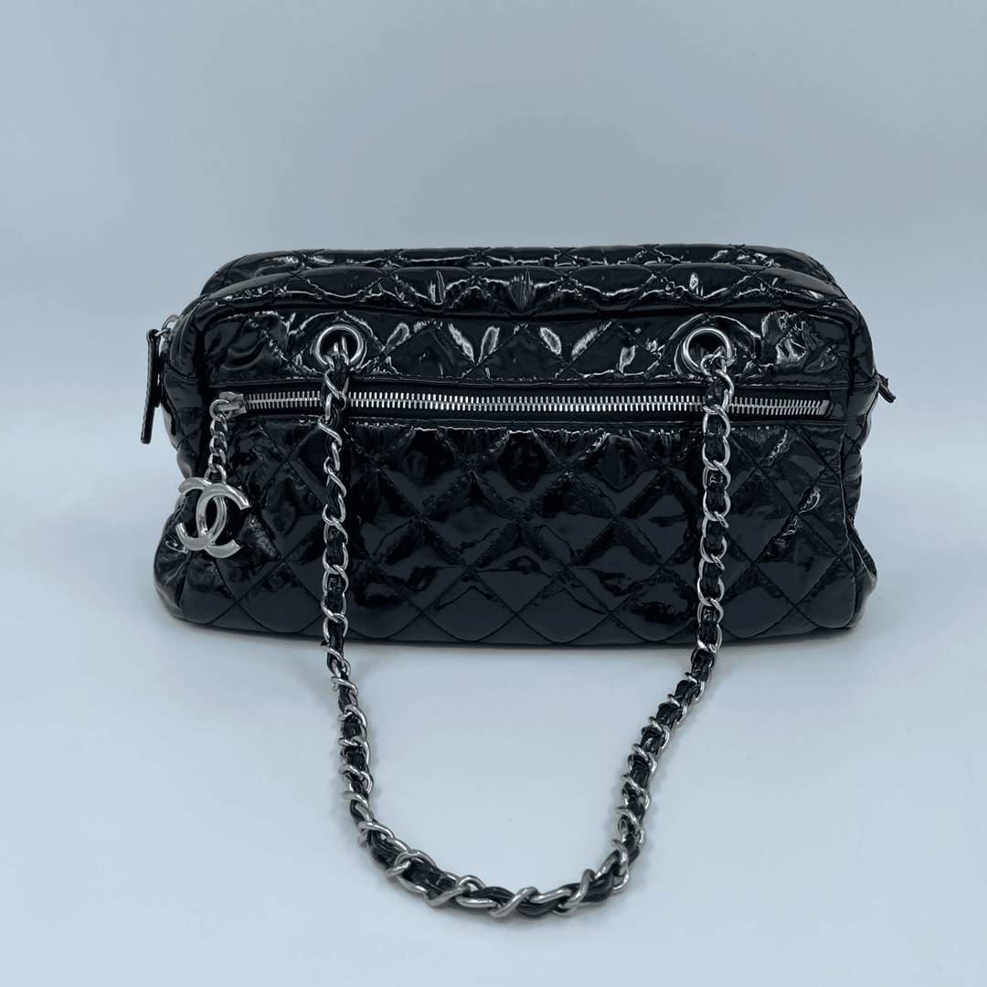95新 Chanel/香奈儿 漆皮腋下保龄球包13开