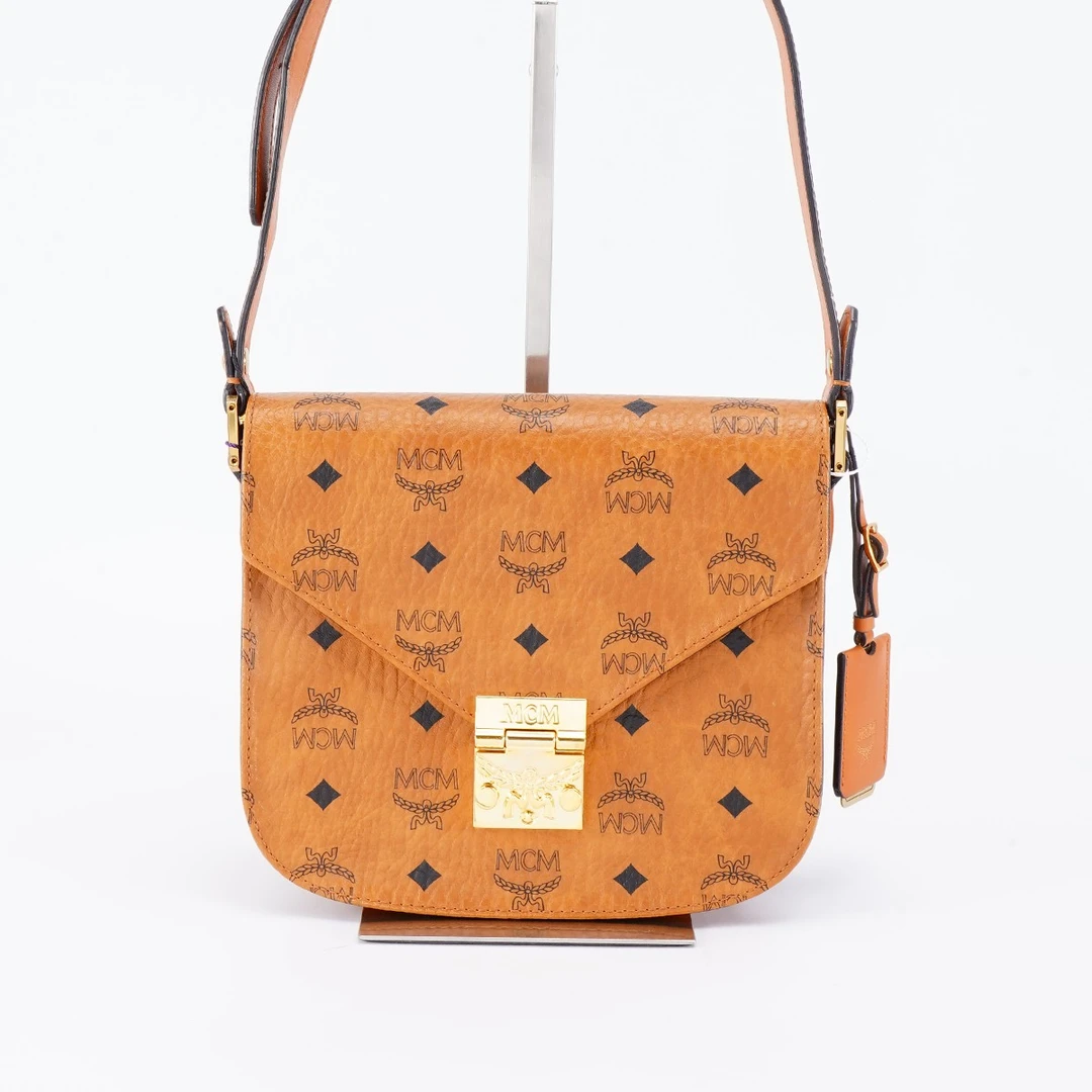99新 MCM 马鞍包中号干邑色/BG22004152