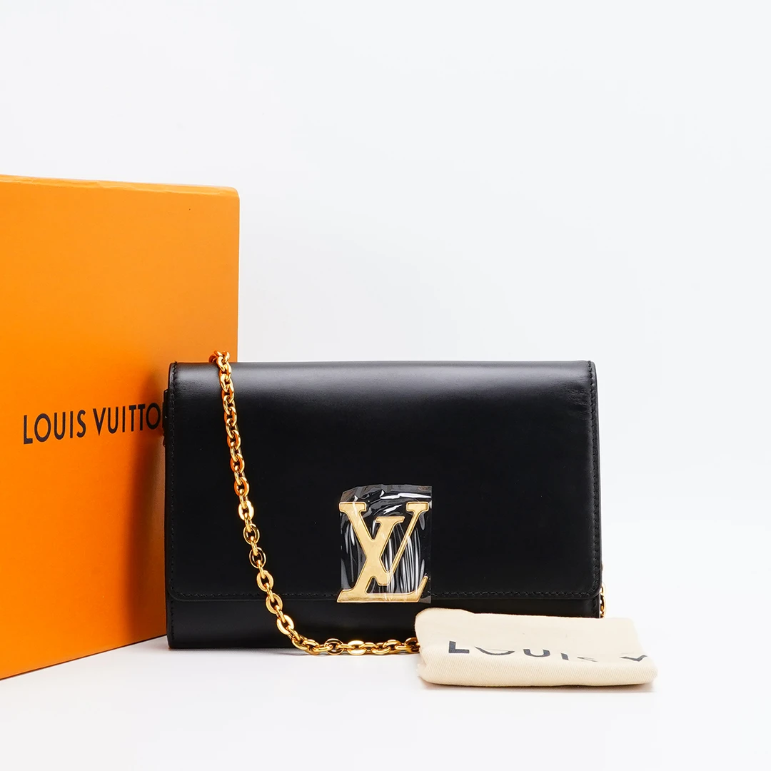 99新 LouisVuitton/路易威登  louise包中号吸扣/98新