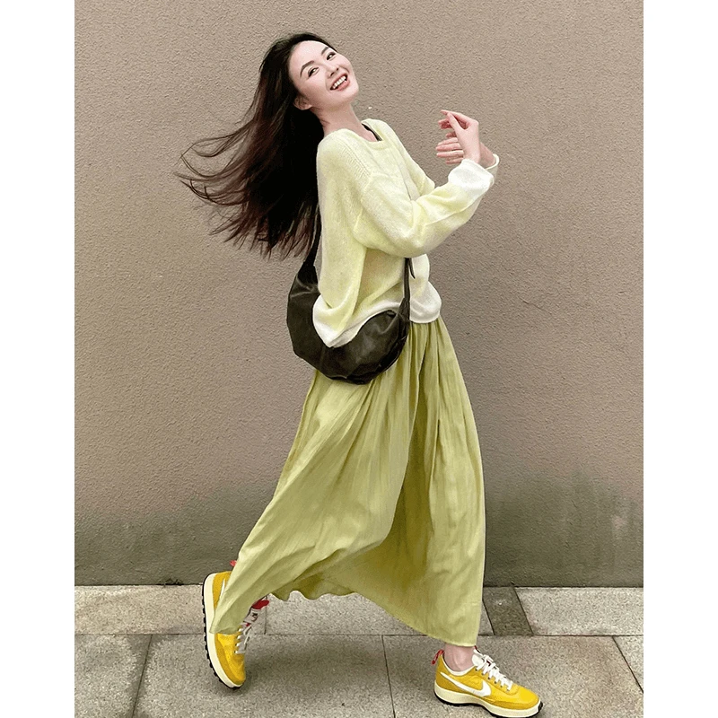 早秋装搭配一整套温柔风套装长袖拼色针织圆领毛衣配半裙两件套女
