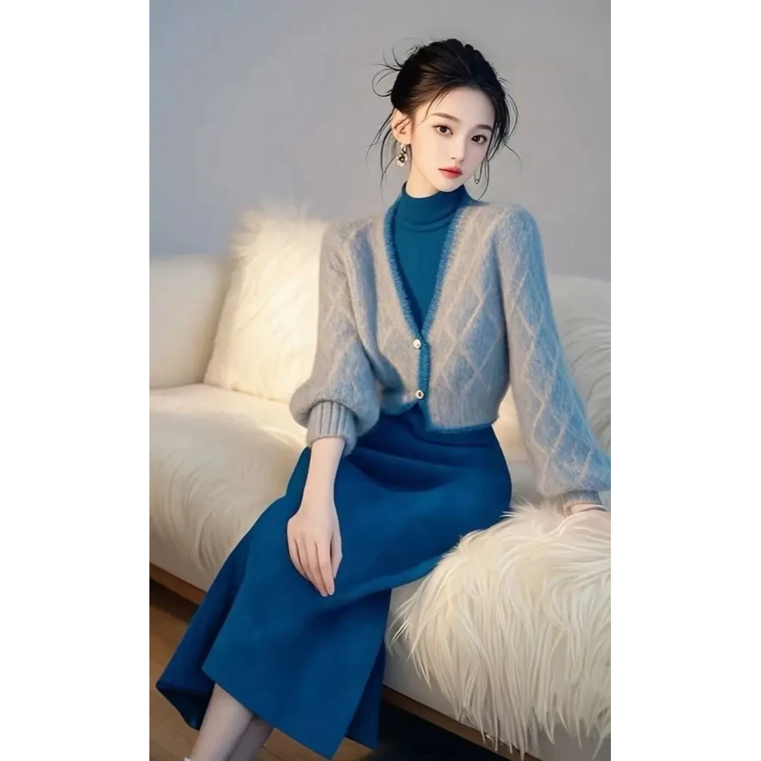 冬季高级感独特绝美气质名媛小香风蓝色毛衣针织连衣裙套装