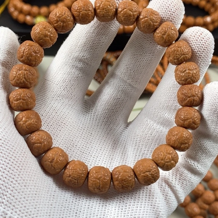 猴头核桃吊坠阿*?猴头雕刻