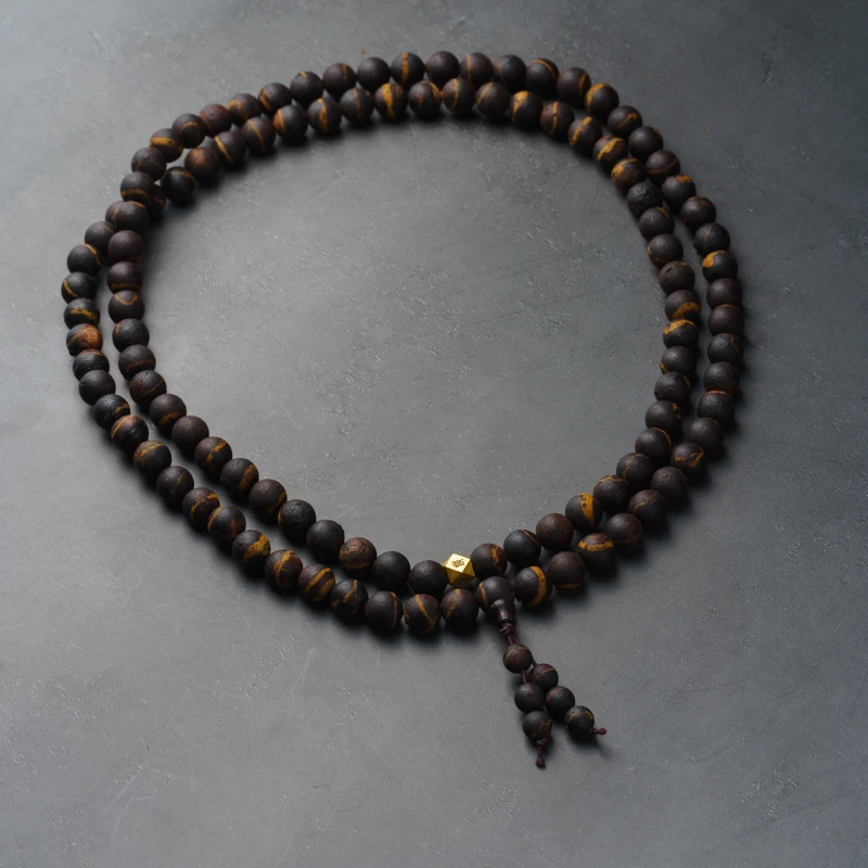 【黄金甲】108黄金甲降真香0.8珠串