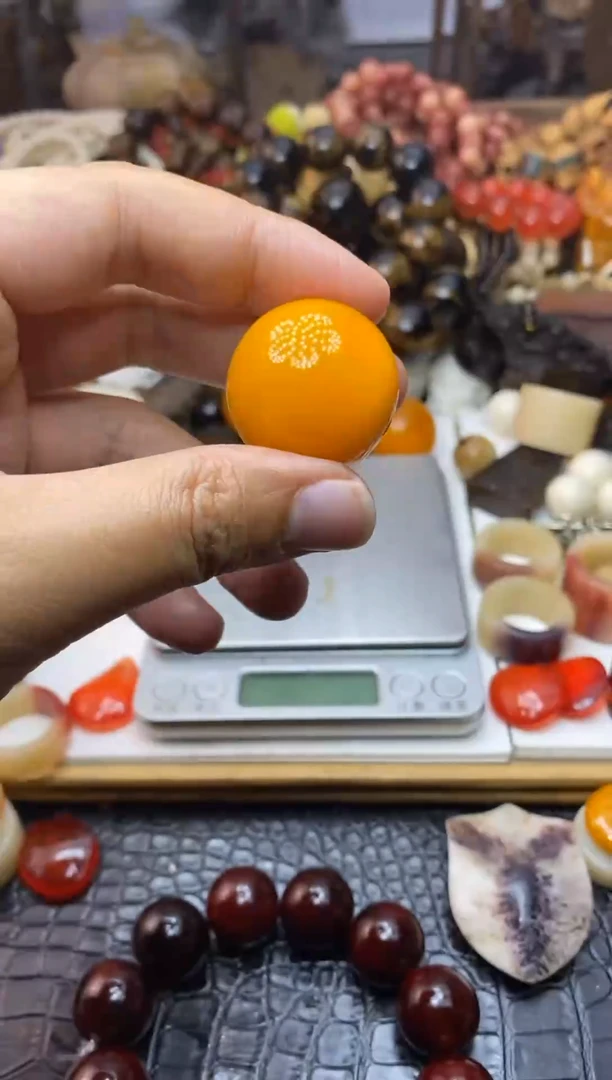 【闪购商品】单珠树脂制品3.0