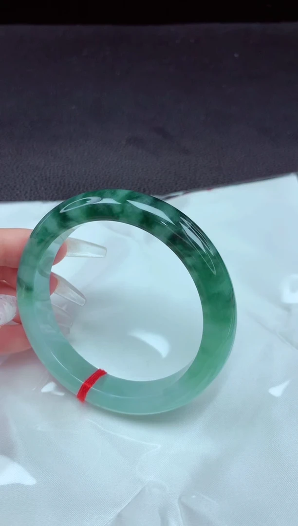 【闪购商品】翡翠手镯未镶嵌翡翠88
