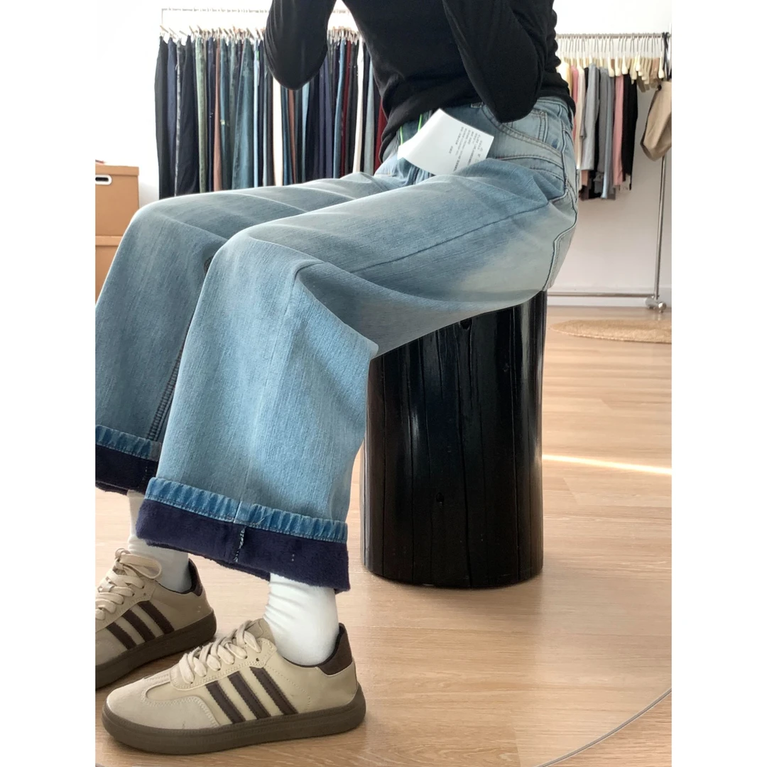 设计感刺绣宽松直筒牛仔裤女2025春季新款浅蓝色高腰阔腿显瘦裤子