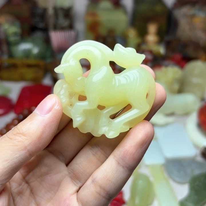 白玉菩提吊坠———-