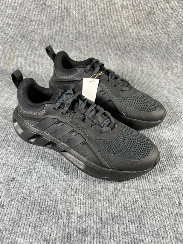 全新41码255 adidas 休闲跑步鞋 男款 黑