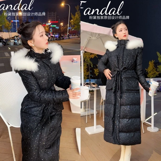 粉黛原创 长墨羽 红色法式重工刺绣白鸭绒狐狸毛修身显瘦羽绒服