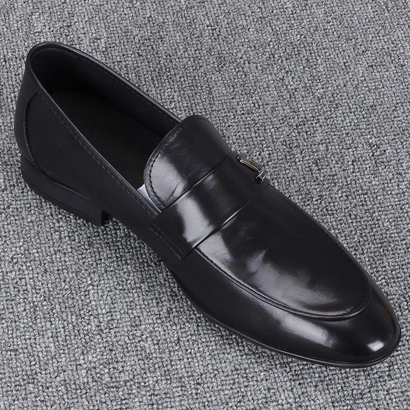 工厂捡漏男鞋2026新款纯皮百搭商务透气素面乐福鞋潮流瘦版休闲皮