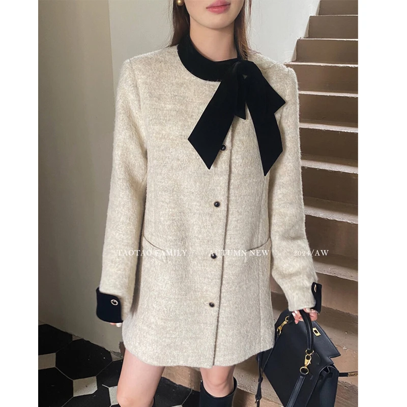 【24130】撞色蝴蝶结领赫本风中长款毛呢外套女